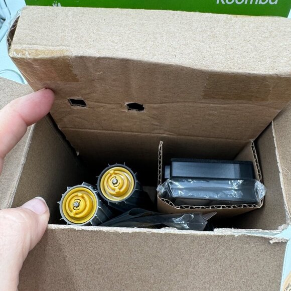 Replenishment Kit for Roomba® 800 & 900 Series - Picture 12 of 12
